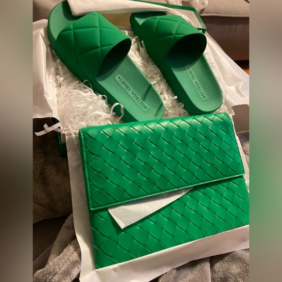 Bottega Veneta Intecciato Matte Rubber Slides Grass Green sz 38 - Picture 6 of 14